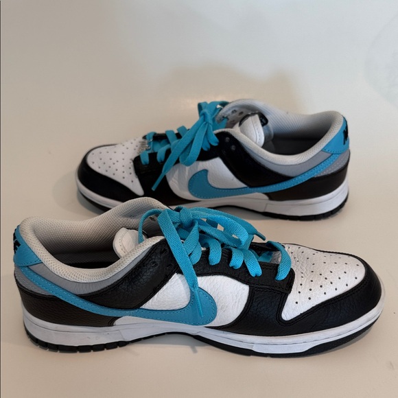 Like NEW | Nike | Custom Dunk Low By You | Black/White/Blue/Gray | Size 8 - Picture 4 of 7
